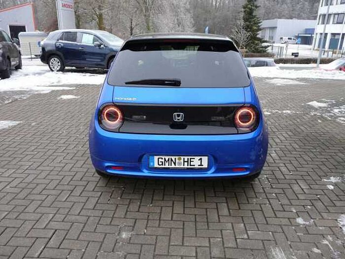 Honda e Advance Style-Paket + Winterradsatz