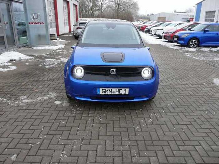 Honda e Advance Style-Paket + Winterradsatz