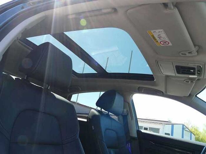 Honda Civic 2.0 e: HEV Advance