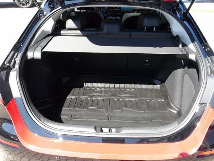 Honda Civic 2.0 e: HEV Advance
