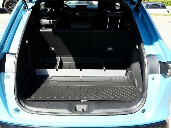 Honda e : Ny1 Advance Paket